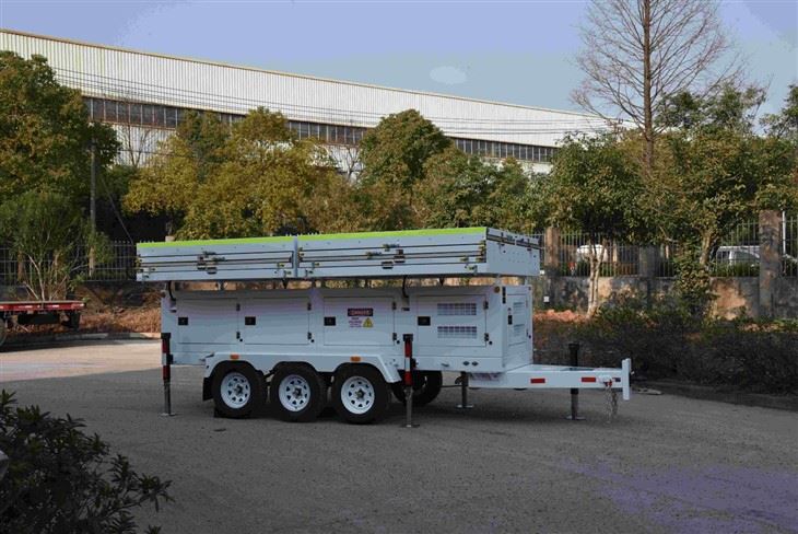 Mobile Solar Generrator With Eight Panels